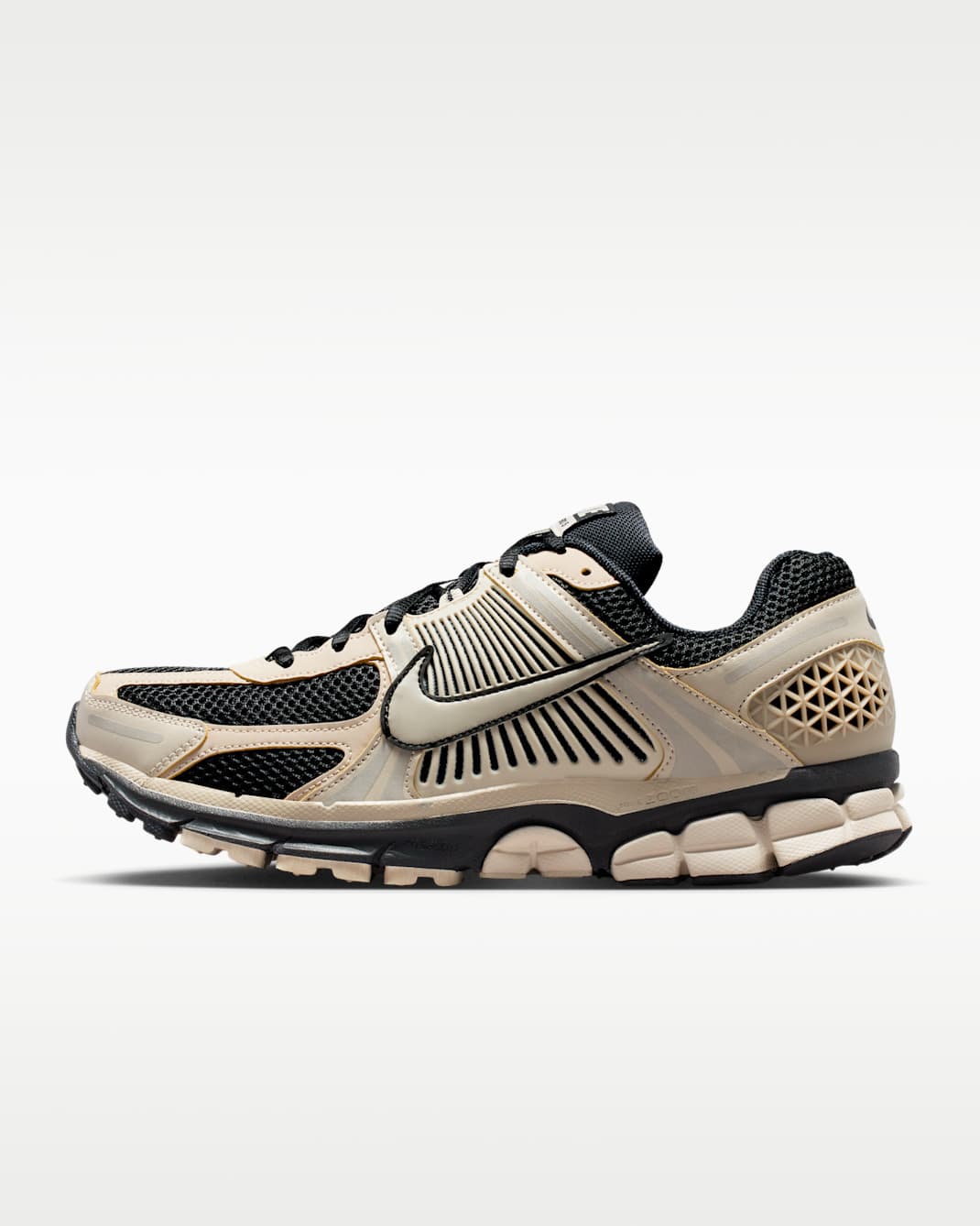 Nike Store. Shoes, Clothing & Gear. - image 1